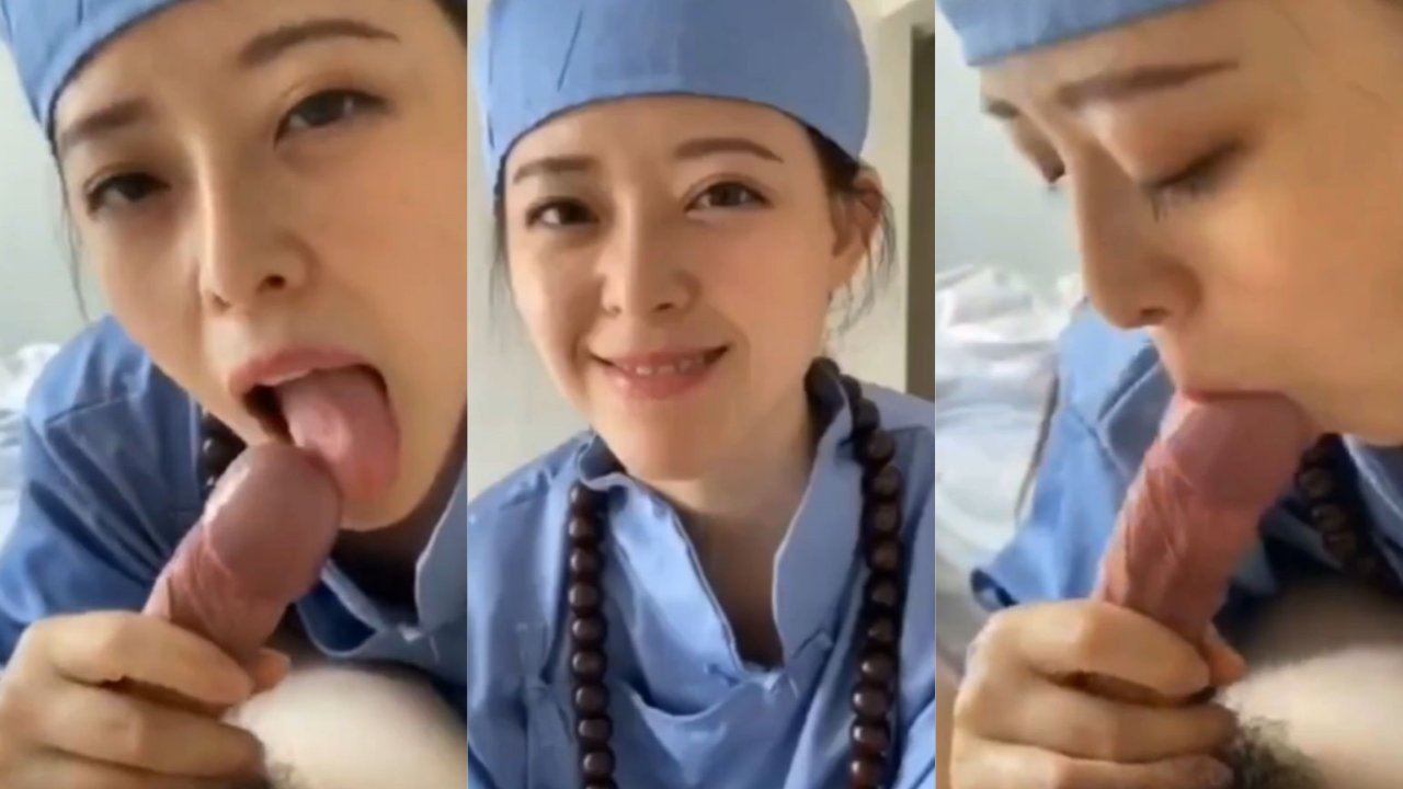 尼姑庵里经济不好 师太亲自下海给施主吹吹萧赚银两 师太这舌功修炼的也是很不错啊