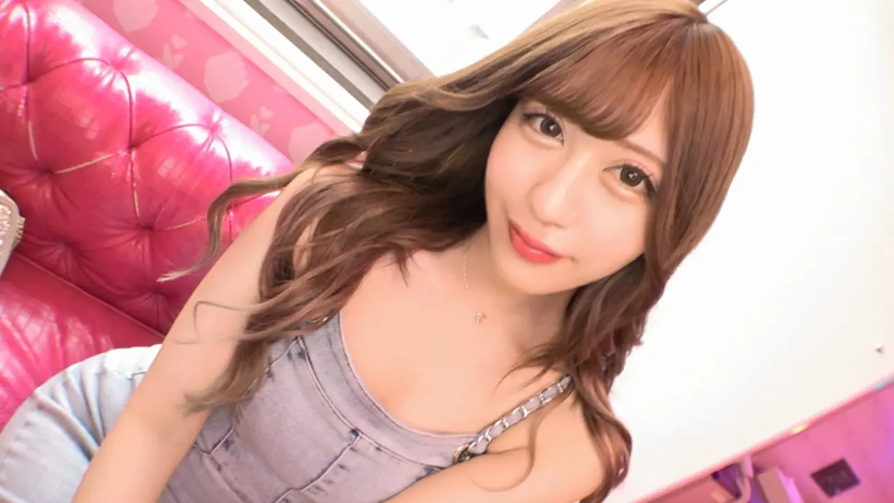 SIRO-5351 淫荡人妻双眼发光望着肉棒 慢慢吸吮好让硬梆梆肉棒插进水润蜜穴 哇哇的叫